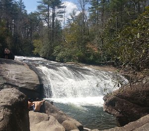 Rainbow Falls Trail