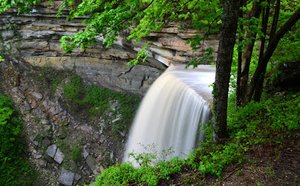Tunnel Falls
