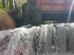 Sandusky Falls