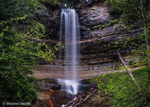 Munising Falls