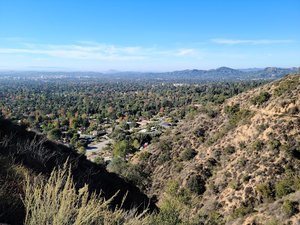 Altadena Crest Trail Tanoble Trailhead