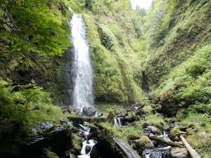 Sulphur Creek Falls Hiking Trail