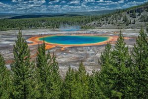Grand Prismatic Spring Overlook