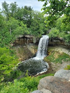 Minnehaha Falls Lower Glen Trail
