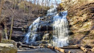Station Cove Falls Trailhead