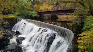 Yantic Falls