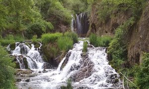 Roughlock Falls Trail