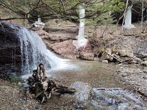 Hells Hollow Falls
