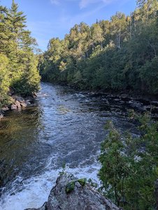 Washburn Falls trailhead